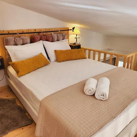 Luxury Loft Vivian