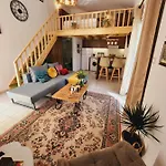 Luxury Loft Vivian Daire