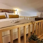 Luxury Loft Vivian Daire *